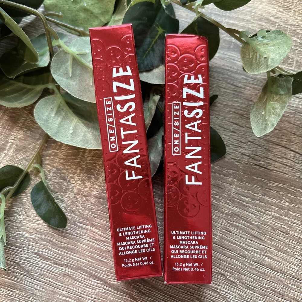 LOT OF 2 ONE SIZE FANTASIZE 0.46 oz FULL SIZE Lifting Lengthening Mascara Black